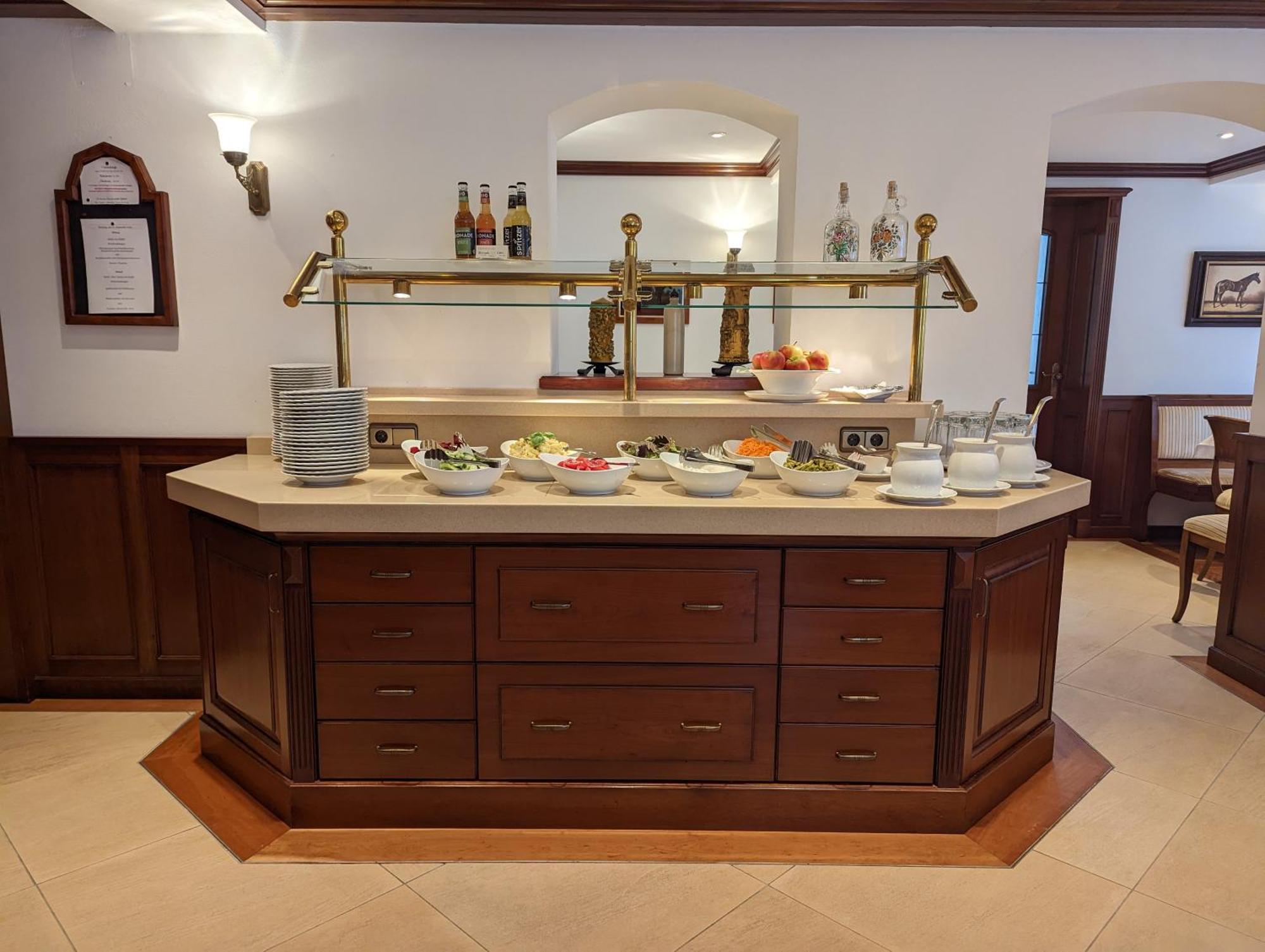 Hotel Germania บาดวือริสโฮเฟิน ภายนอก รูปภาพ